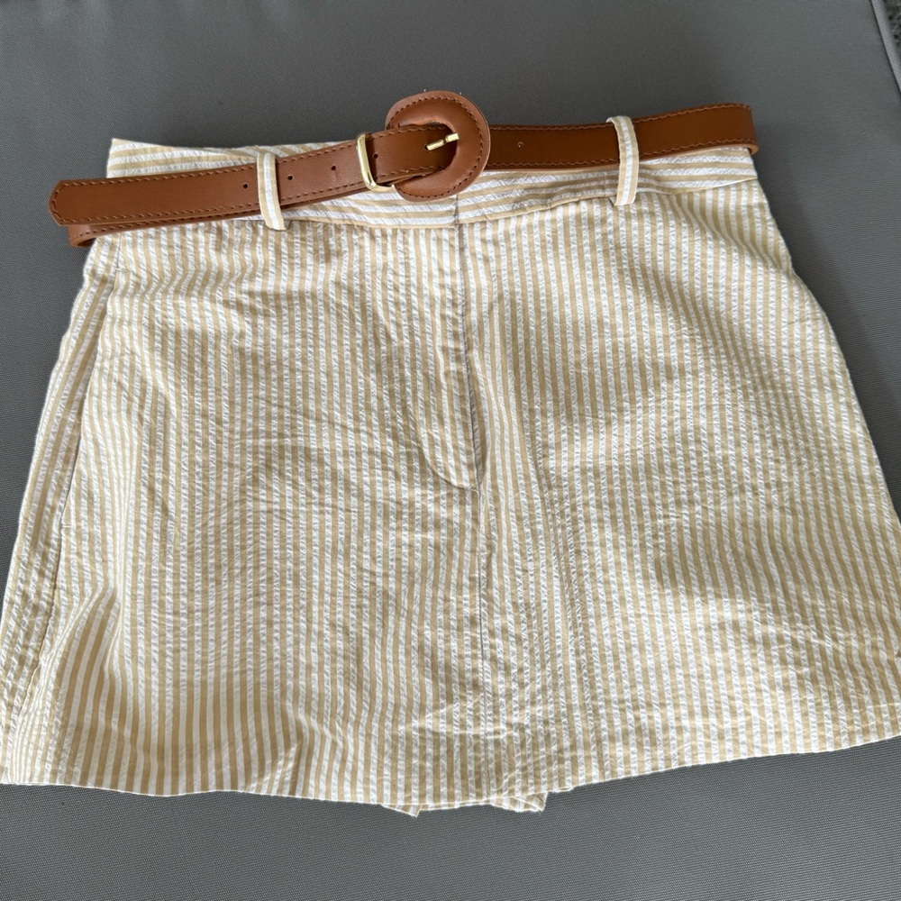 Zara Beige Striped Mini Skirt with Brown Belt